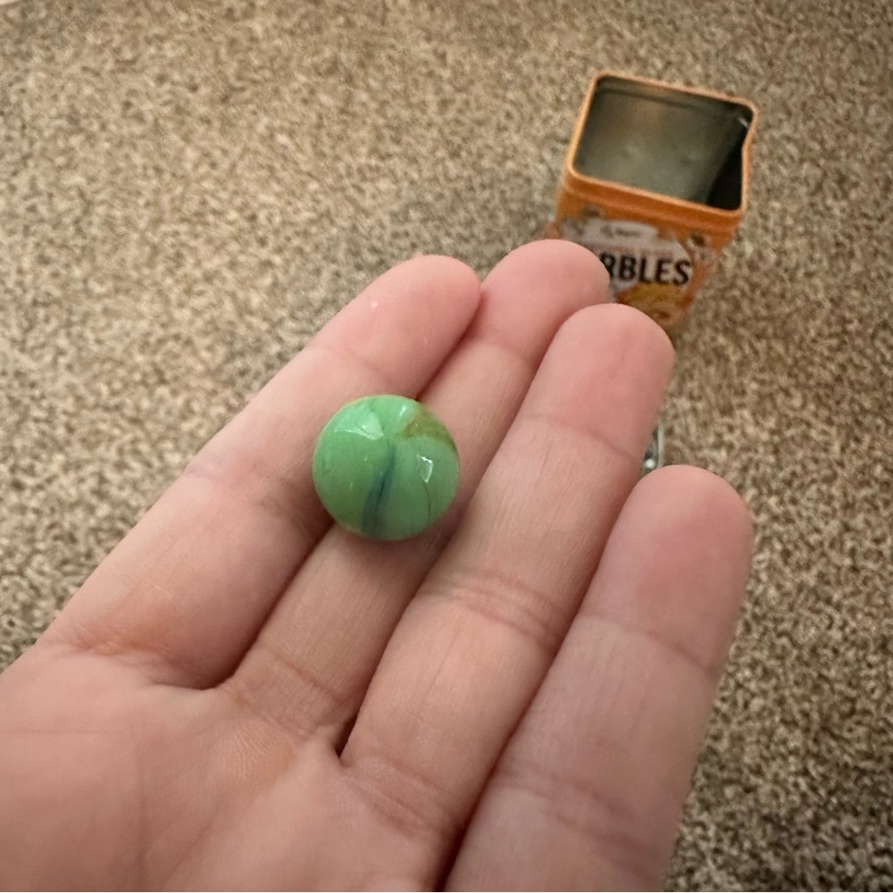 Traditional Glass‎ Marbles Lot of 35 With Tin - Picture 4 of 10